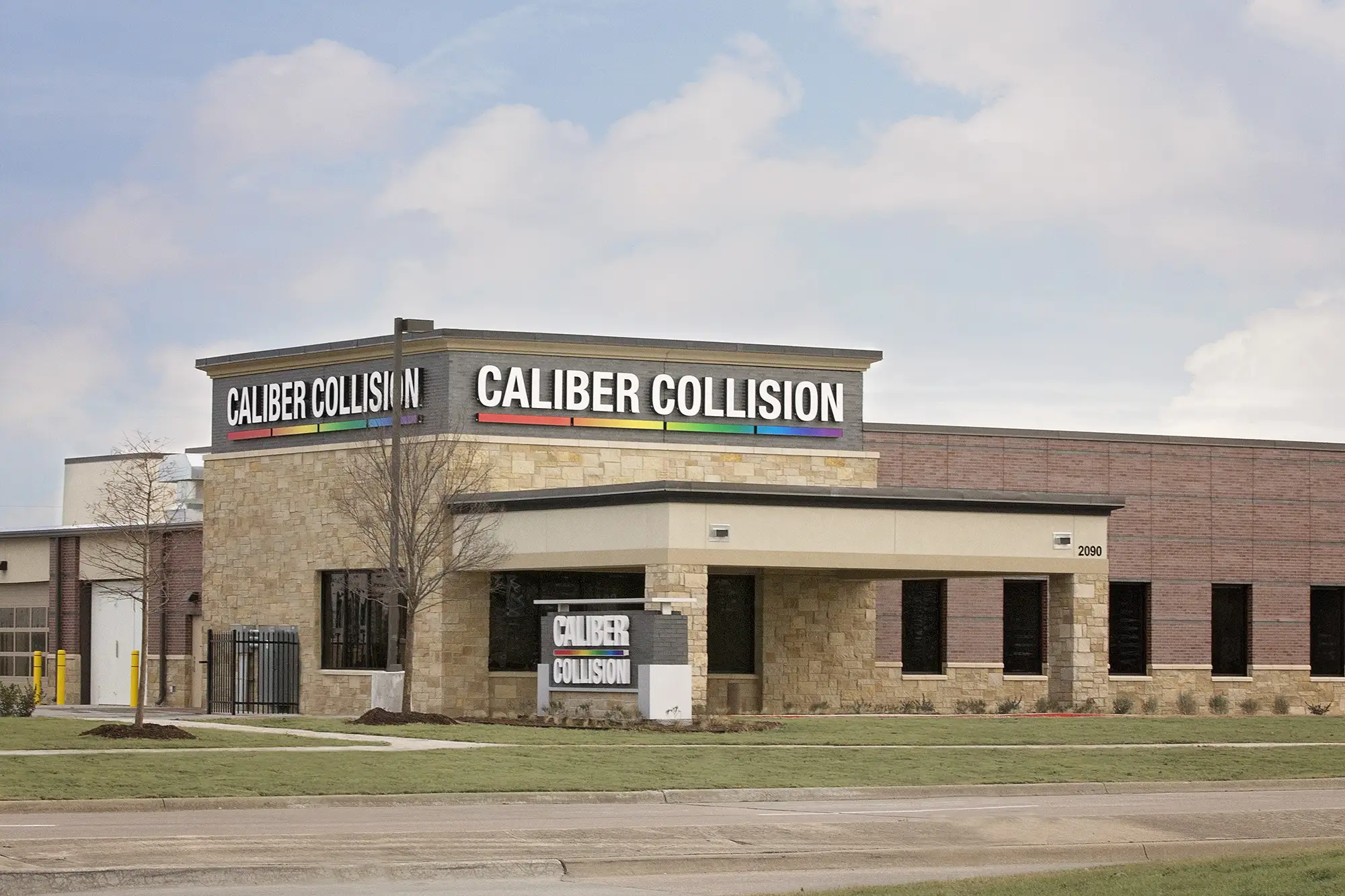 Caliber Collision exterior shot.